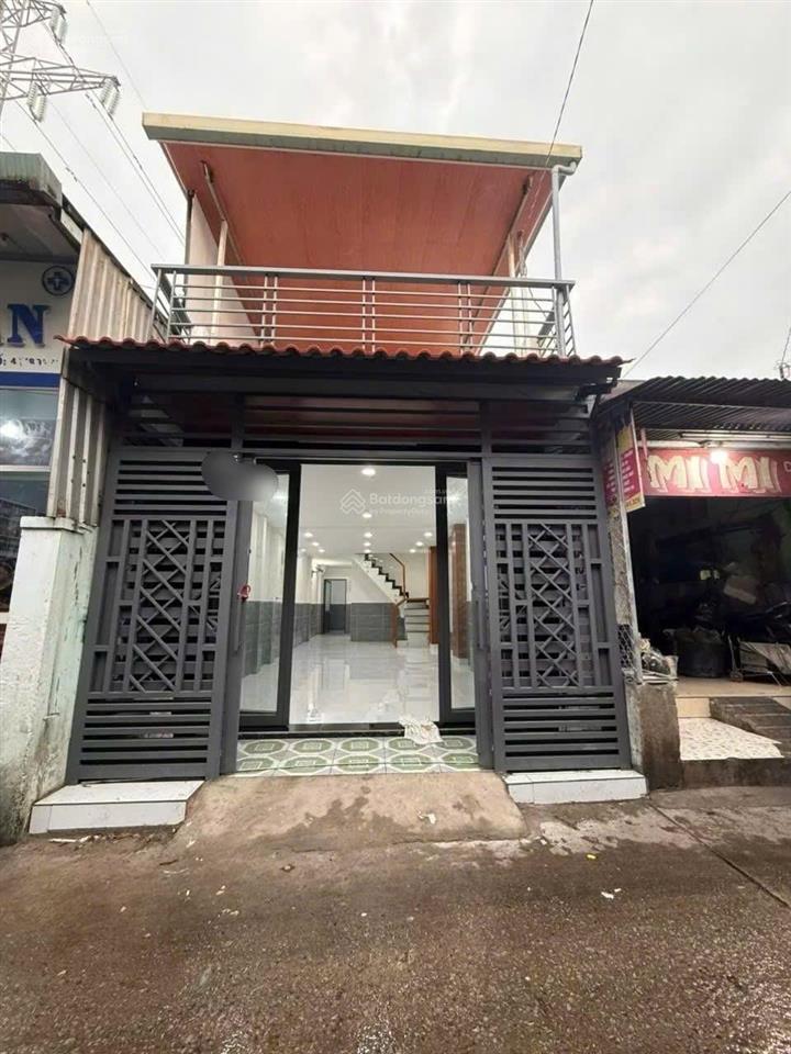Nhà bán hẻm công an tân kiên đường xe hơi trước nhà