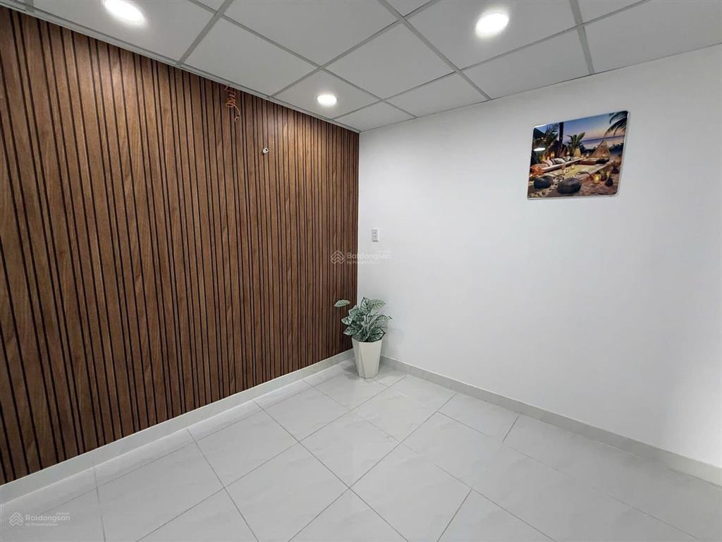 Cô em gửi bán căn nhà chỗ chùa viên minh bình chánh
