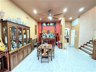 Phân lô trần cung. 3 bước ra phố, gara ô tô vào nhà, dân xây thoáng, kcbt, full nt, 55m2*4t