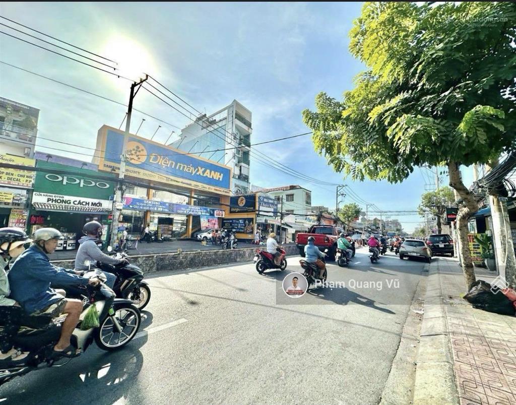 Bán nhà 2 mặt tiền đường huỳnh tấn phát, quận 7, vị trí đẹp huỳnh tấn phát