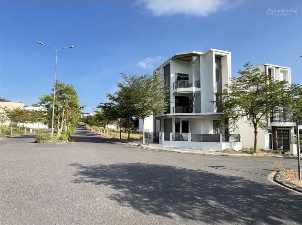 Bán đất nền dự án hoàng phú nha trang, lô góc 2 mặt tiền, hàng hiếm vị trí đẹp và giá tốt