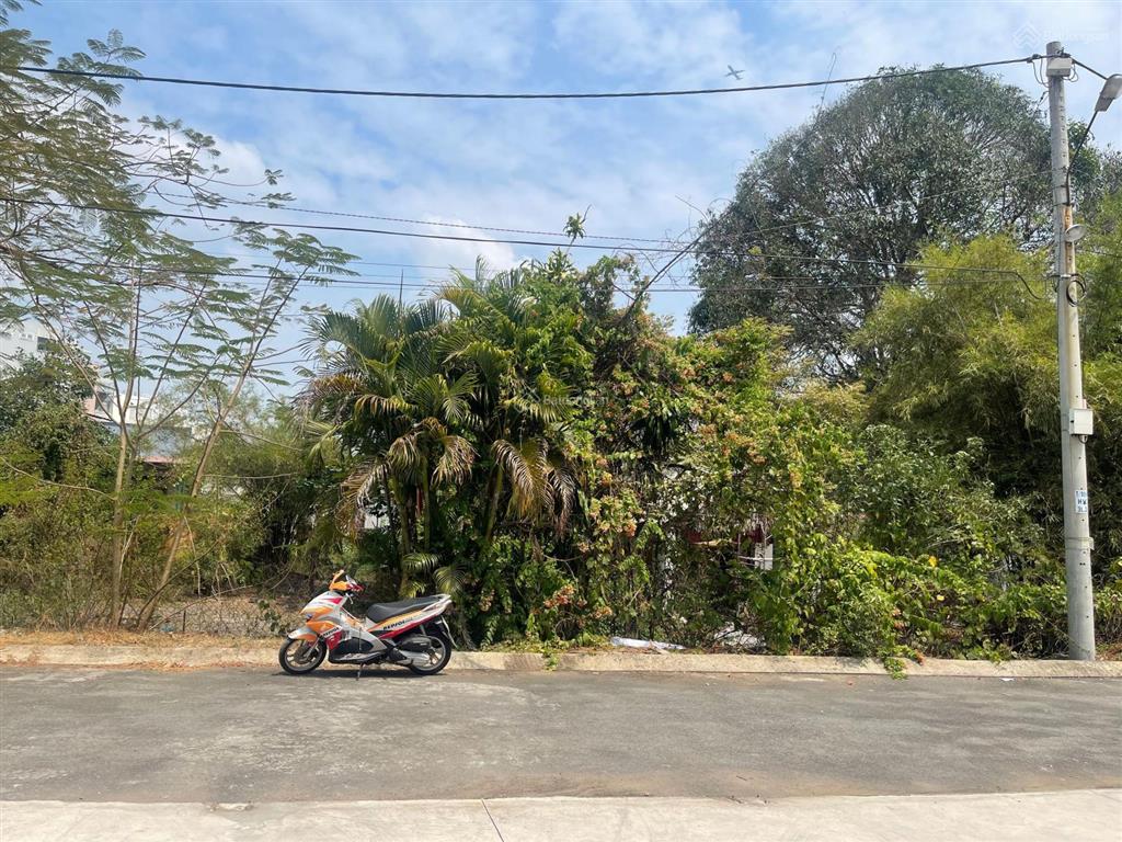 Bán lô đất quy hoạch giáo dục 5600m2 giá chưa tới 30tr/m2 ngay đường 9, linh trung, tp thủ đức