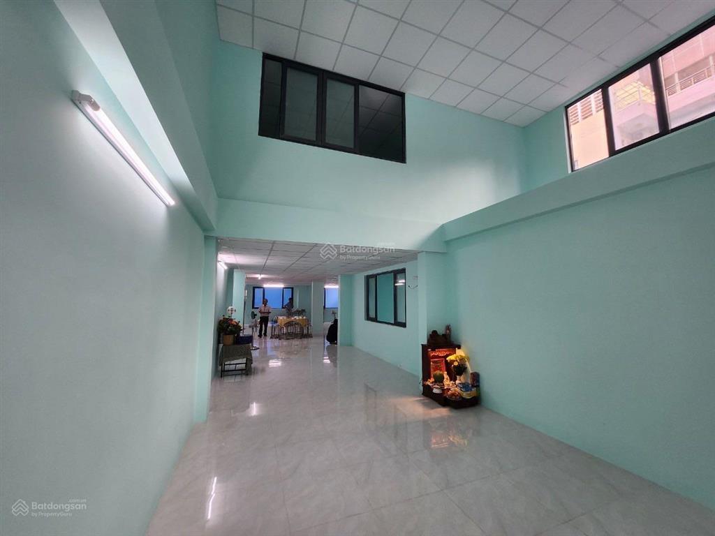 Bán tòa nhà văn phòng mới 100% 1 hầm 5 lầu ngay trần hưng đạo, p. cầu kho, quận 1