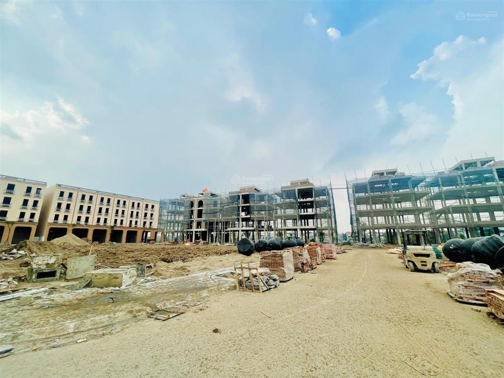 Rẻ, gia đình cần bán giảm 1.5 tỷ liền kề phú thị riverside, dự kiến chỉ từ 11 tỷ