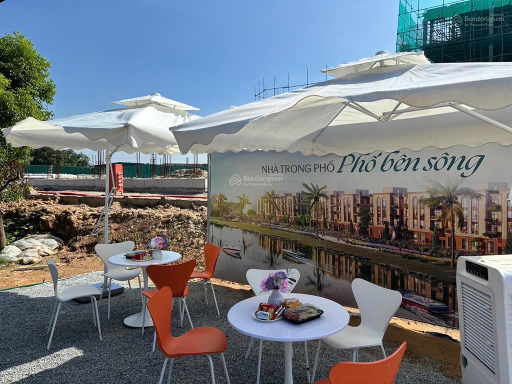 Rẻ, gia đình cần bán giảm 1.5 tỷ liền kề phú thị riverside, dự kiến chỉ từ 11 tỷ