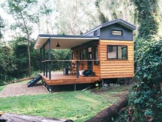 Chú mình cần nhượng lại mảnh vườn rộng 1.100m² tại gia tân, thống nhất.