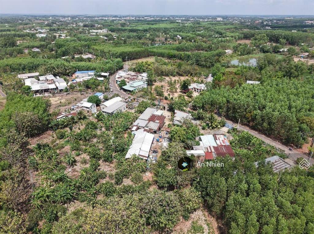 Ghé thăm mảnh vườn 450m² gần hồ trị an  nơi xây tổ ấm, trồng rau, an nhiên sống