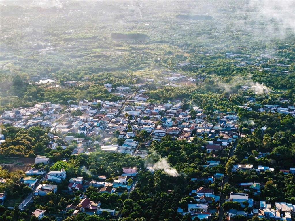 Chính chủ bán gấp lô đất full thổ cư gần chợ đầu mối dầu giây