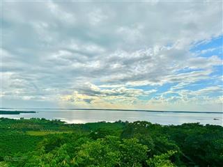 Đất khu nhà vườn mặt tiền lớn bằng phẳng view ngắm trọn sông la ngà
