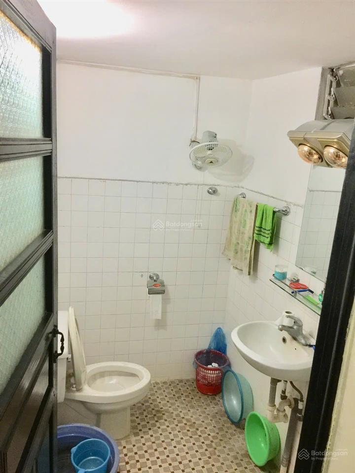 Bán nhà 4 tầng ngõ rộng 379 đội cấn