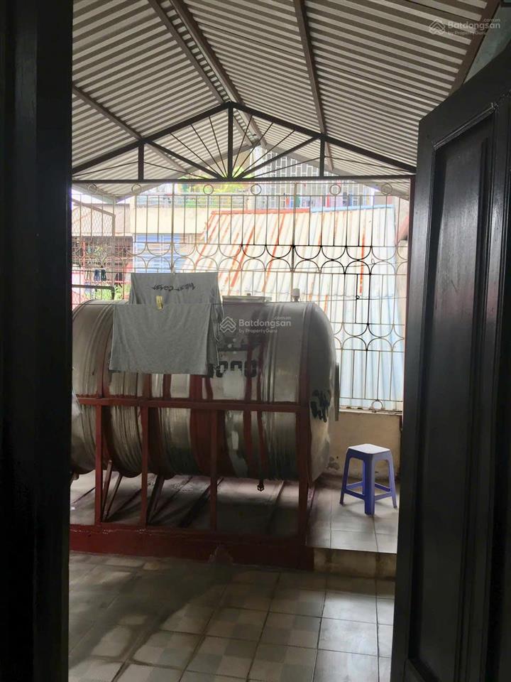 Bán nhà 4 tầng ngõ rộng 379 đội cấn
