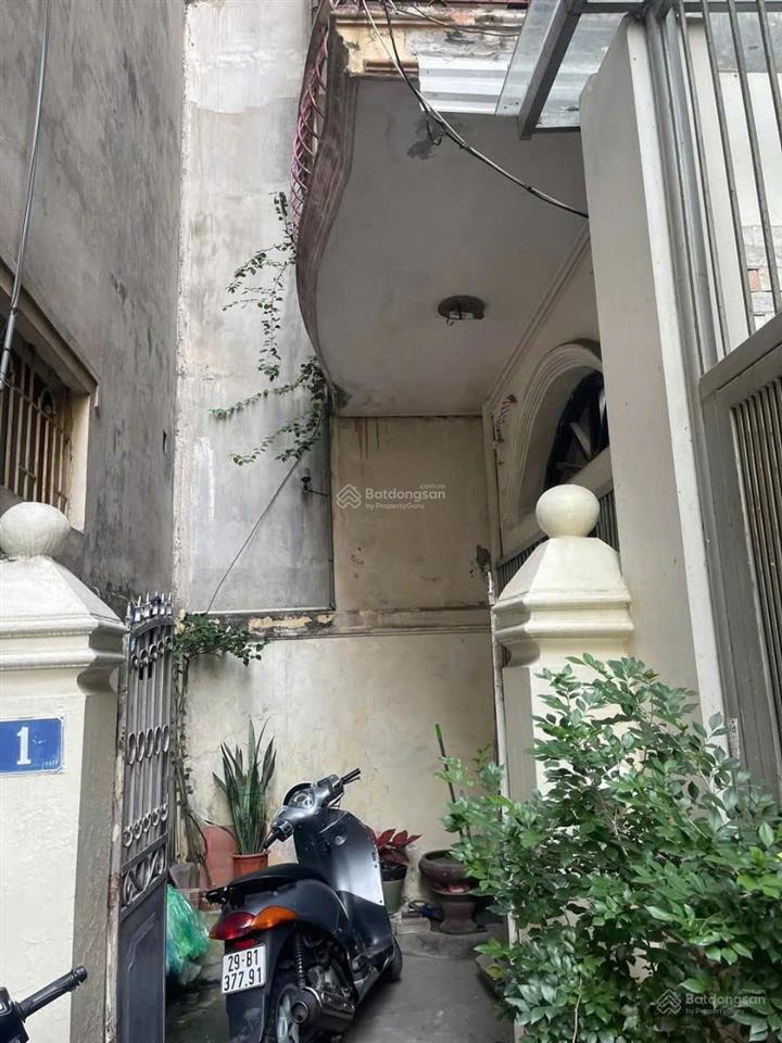 Bán nhà 4 tầng ngõ rộng 379 đội cấn