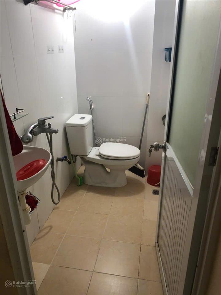 Cho thuê phòng tầng 3 rộng 26 m2