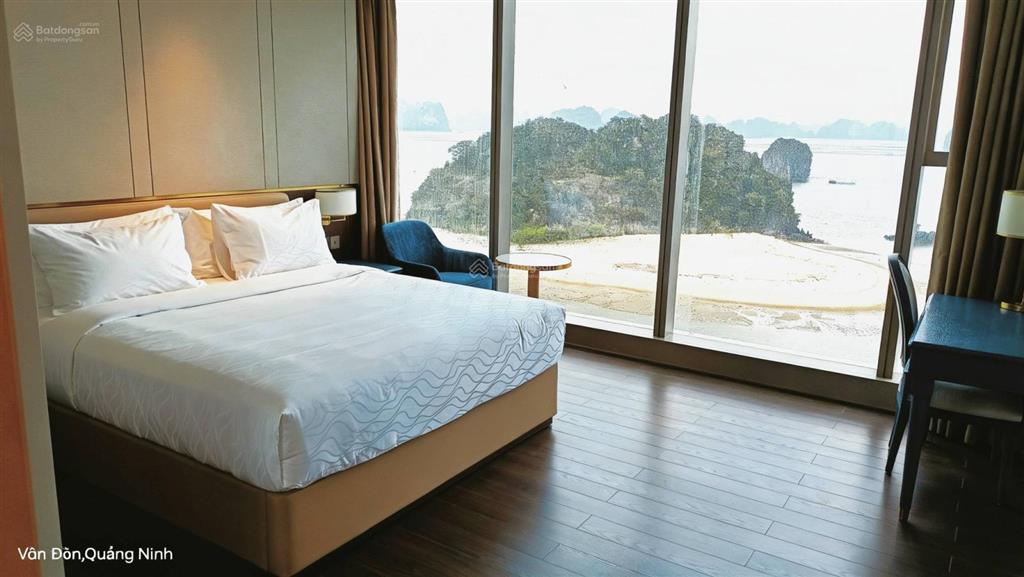 Hot  vốn ban đầu 1.5 tỷ ( 50%) có ngay căn góc 2pn,sát biển và cảng tầu quốc tế ao tiên