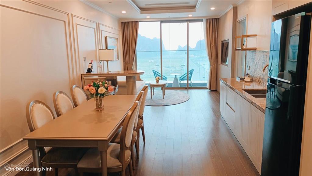 Hot  vốn ban đầu 1.5 tỷ ( 50%) có ngay căn góc 2pn,sát biển và cảng tầu quốc tế ao tiên