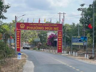 Bán 1500m2 có sẵn 150m2 thổ cư, lô2 đường 715 ngay trung tâm ( giá tốt )