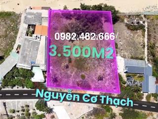 Chính chủ bán 3500m2 giáp biển, mặt đường nguyễn cơ thạch, giá 12,5 triệu/m2 lvcc 0982 482 ***