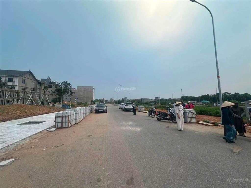 Bán đất đấu giá phường tích sơn, tp vĩnh yên (vĩnh phúc cũ) dt 105m². lô đẹp, đường 19,5m