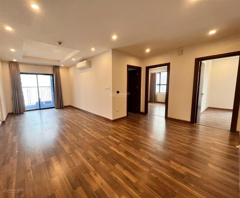 Bán gấp ch góc 3pn goldmark city 136 hồ tùng mậu view nội khu đẹp, nội thất cao cấp, giá tốt nhất