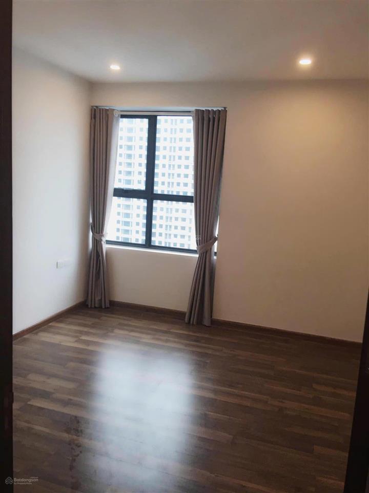 Bán gấp ch góc 3pn goldmark city 136 hồ tùng mậu view nội khu đẹp, nội thất cao cấp, giá tốt nhất