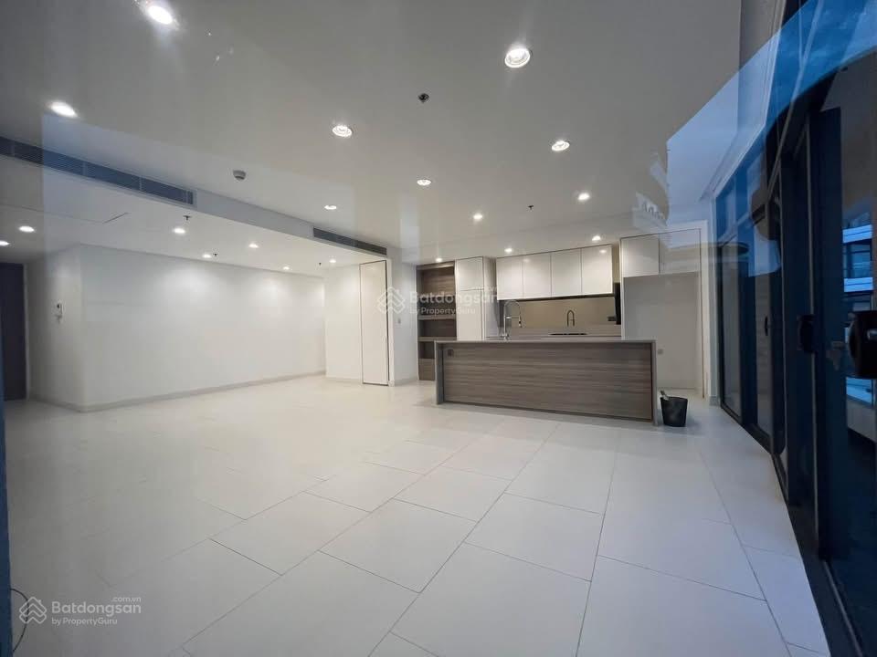 Bán căn hộ city garden 3 phòng tầng 26 tháp p2 giá 17,5 tỷ