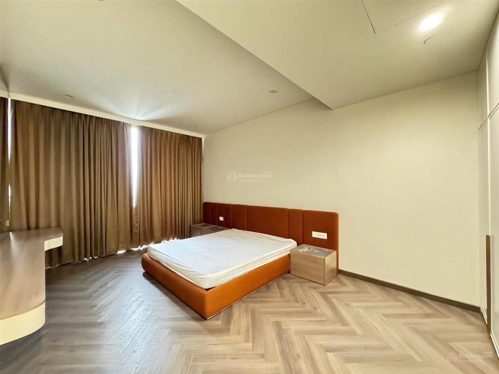 Bán căn hộ penthouse city garden 4 phòng ngủ