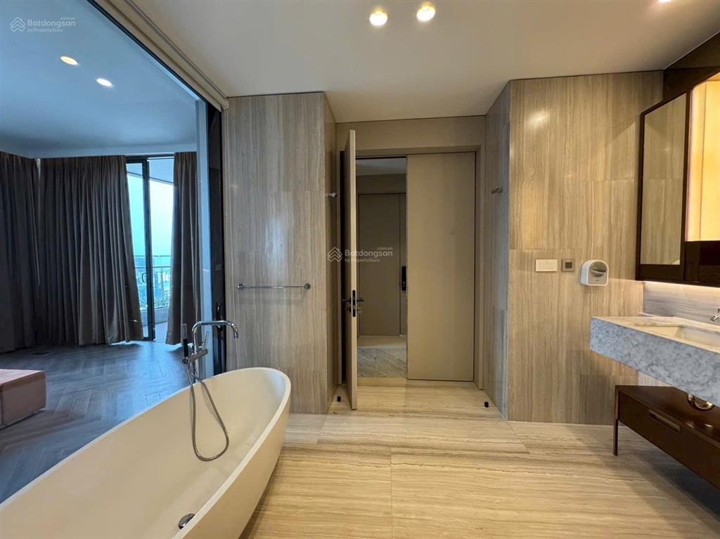 Bán căn hộ penthouse city garden 4 phòng ngủ