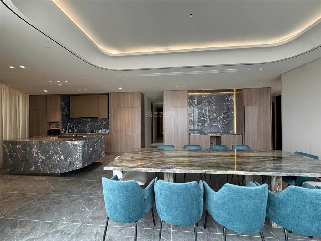 Bán căn hộ penthouse city garden 4 phòng ngủ