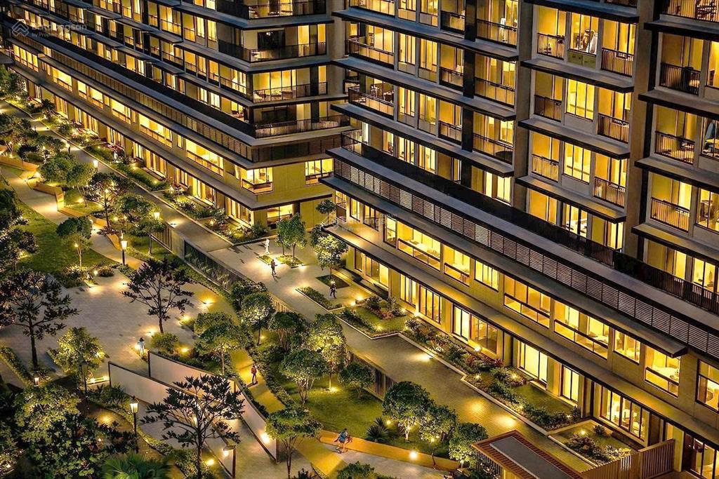Bán căn hộ 2 tầng khối đế (townhouse) dự án midori park the ten 193m2 giá 14tỷ   ngay 0919 433 ***