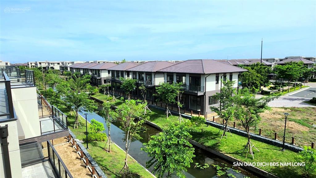 Bán nhanh biệt thự đơn lập 225m2 trong khu compound waterpoint giá chỉ 10.8 tỷ full thuế phí + sổ