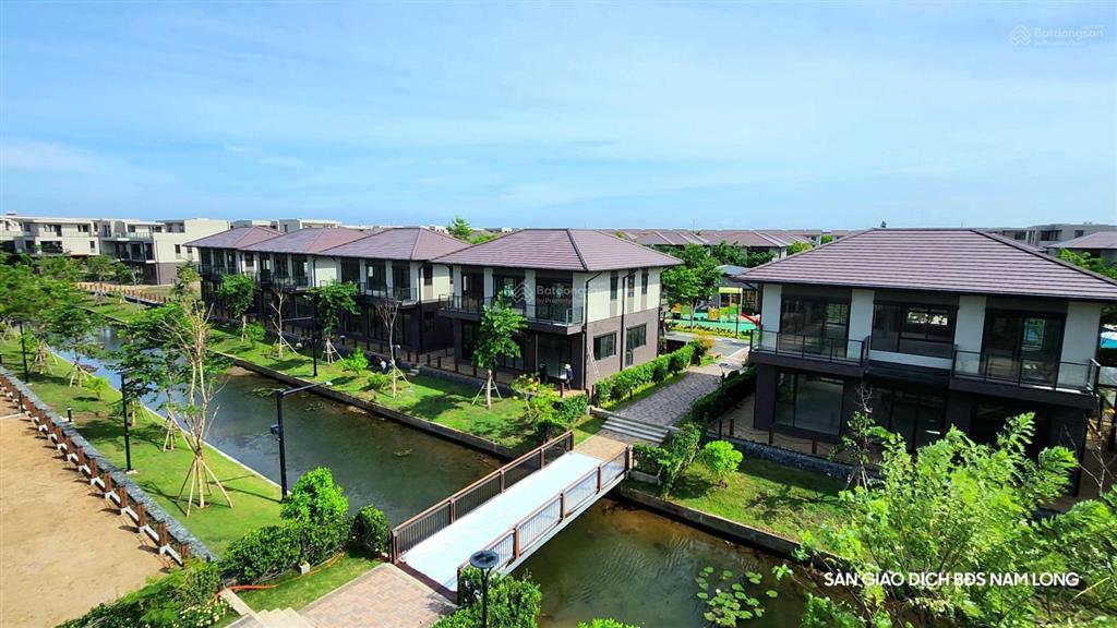 Bán nhanh biệt thự đơn lập 225m2 trong khu compound waterpoint giá chỉ 10.8 tỷ full thuế phí + sổ