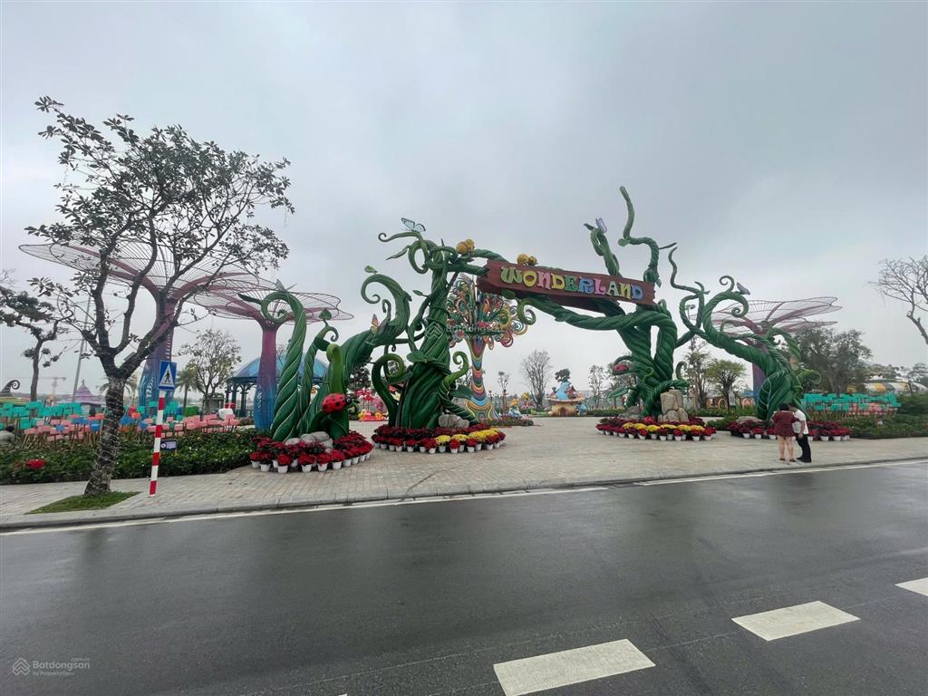 Quỹ 699 nhà phố vimhomes cổ loa diện tích đa dạng từ 63m2 256m2 giá từ 230tr/m2 . 0948 507 ***