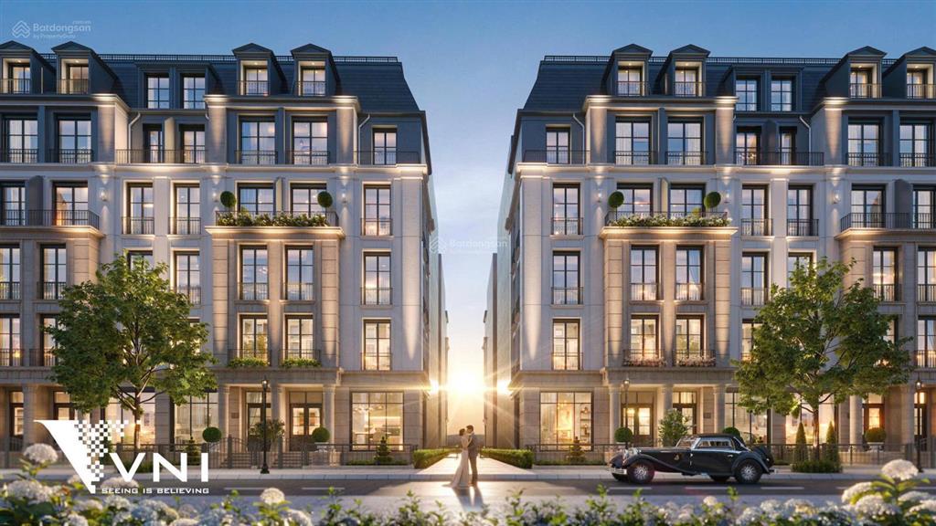 Bán nhà phố nội đô mặt hồ linh đàm có hầm xe riêng, gần 1000m2 sàn sử dụng, không vướng quy hoạch