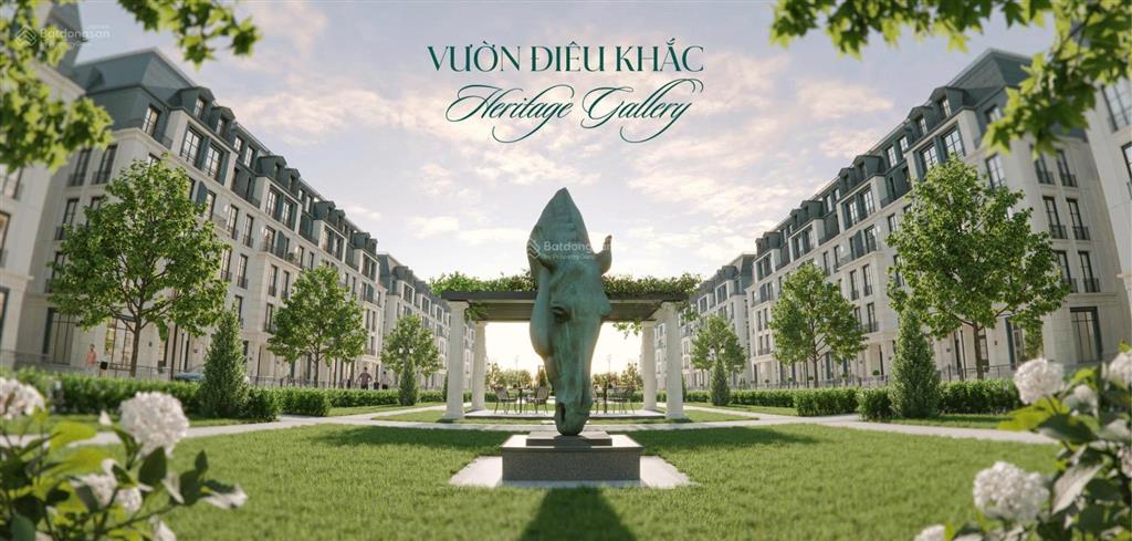 Bán nhà phố nội đô mặt hồ linh đàm có hầm xe riêng, gần 1000m2 sàn sử dụng, không vướng quy hoạch