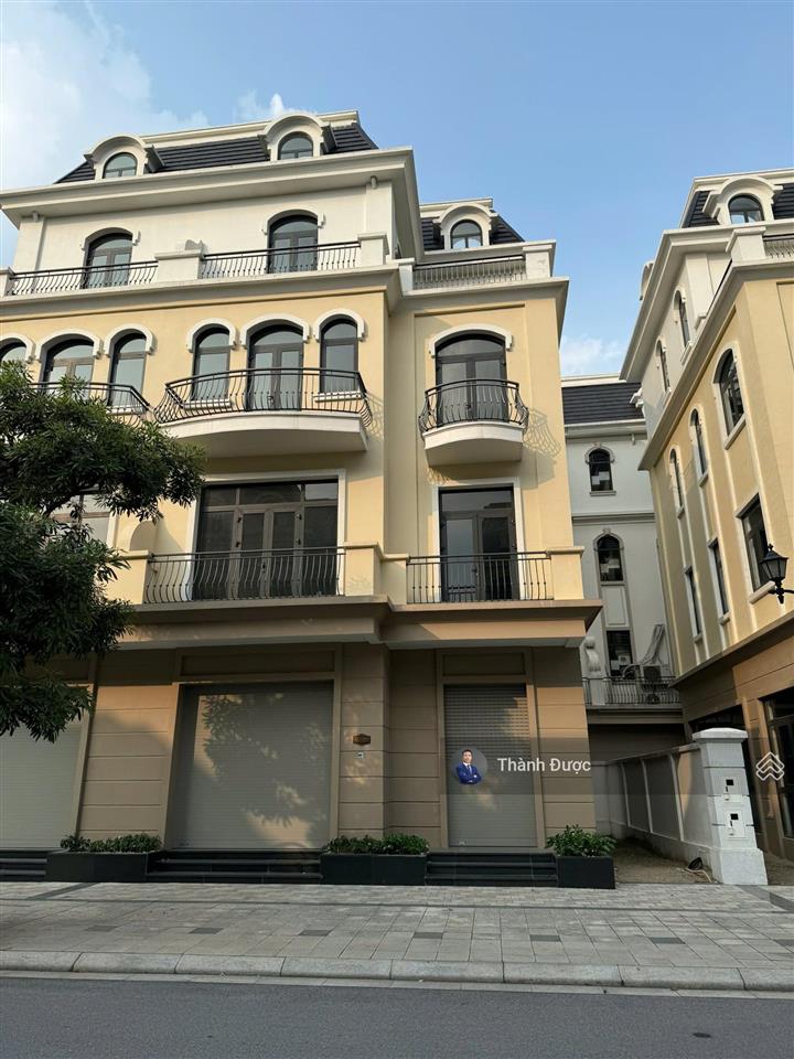Chỉ với 20 tỷ  có thể sở hữu biệt thự dt 150m2 mt 10m vhocp2  mức giá này chưa bằng căn lk vhocp1
