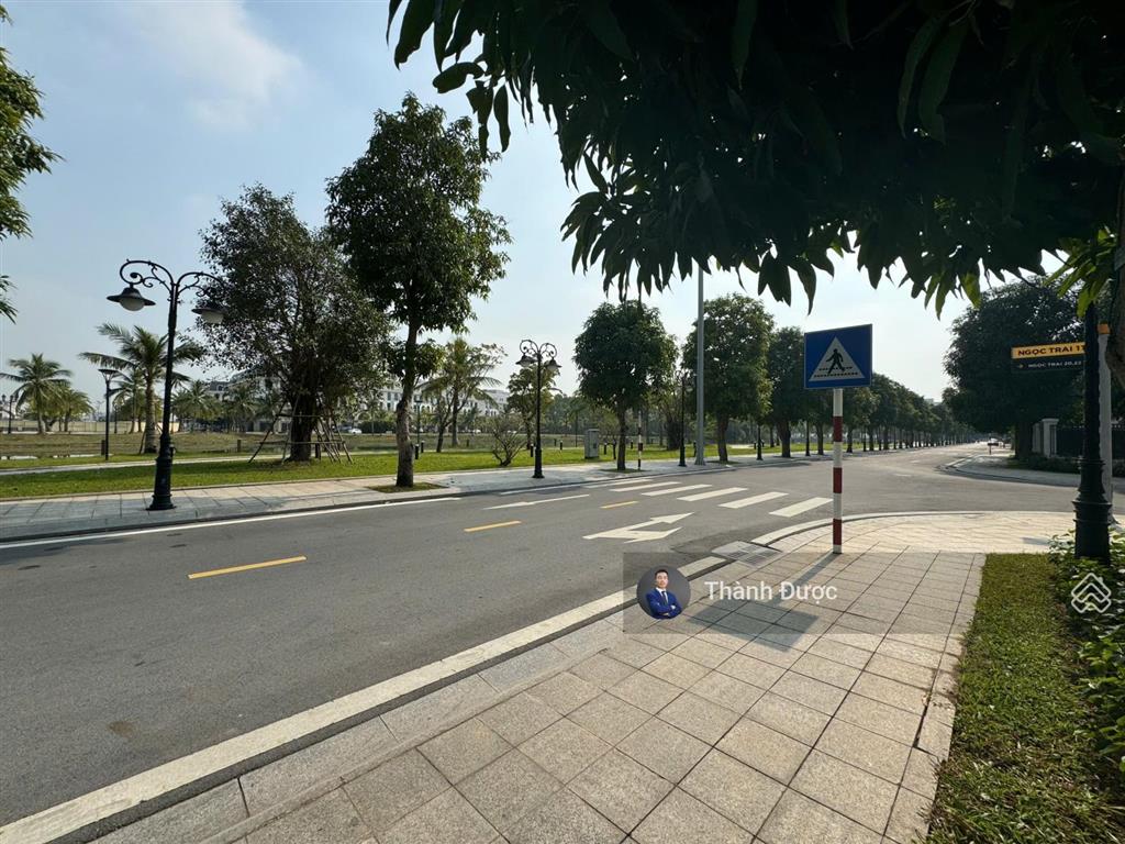 Cần bán gấp biệt thự đơn lập góc view trực diện công viên khu ngọc trai  vinhomes ocean park