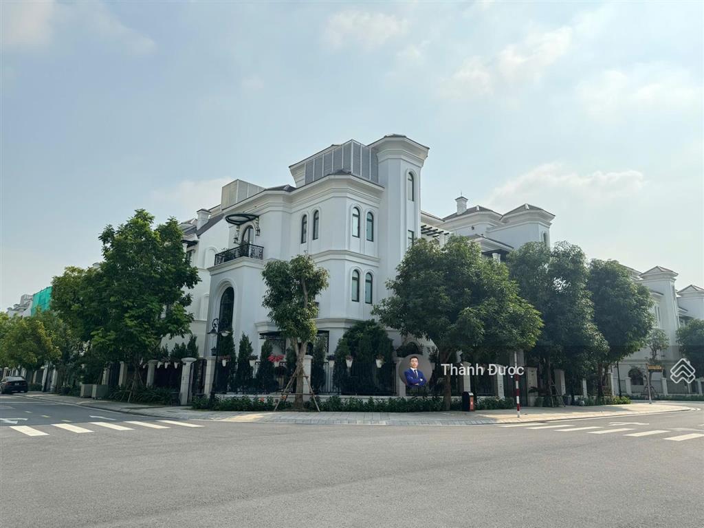 Cần bán gấp biệt thự đơn lập góc view trực diện công viên khu ngọc trai  vinhomes ocean park