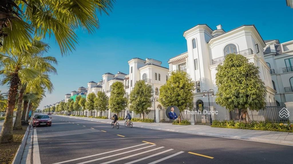 Chủ nhà cần bán gấp căn biệt thự song lập ngọc trai vinhomes ocean park  gia lâm