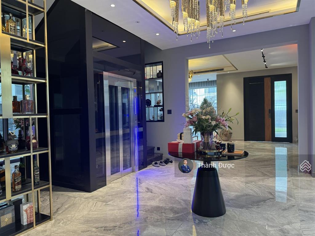Chính chủ gửi bán căn song lập tại hướng dương kđt vinhomes rverside  the harmony  đã hoàn thiện