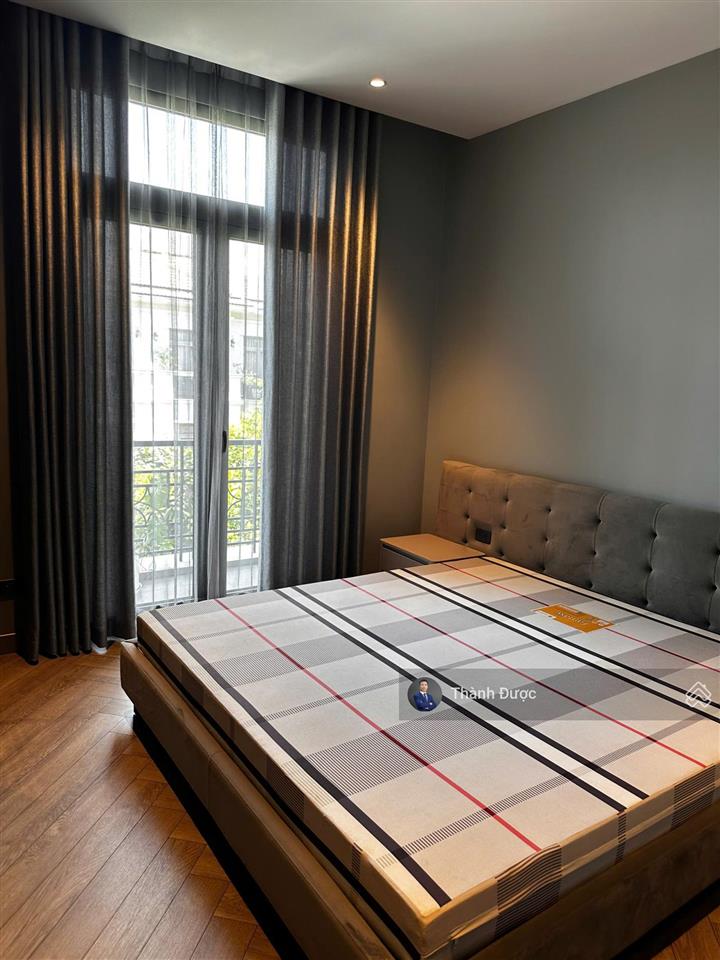 Chính chủ gửi bán căn song lập tại hướng dương kđt vinhomes rverside  the harmony  đã hoàn thiện
