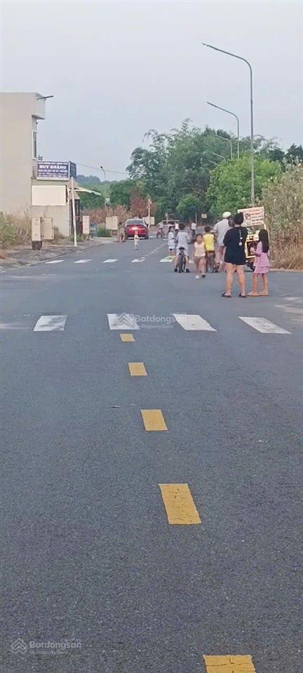 Cần bán lô đất trục đường chính n1 khu nhà ở tuấn điền phát 2. giá tốt
