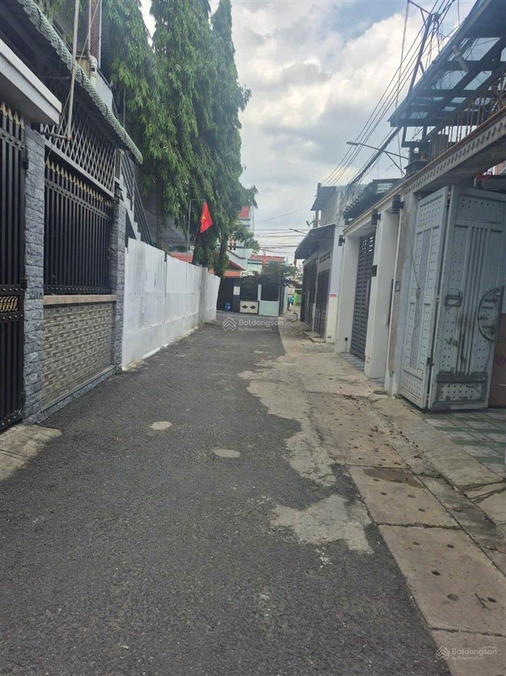 Bán nhà trọ có 4 phòng trọ, 1 kiốt, thu nhập 8tr/tháng. 1/ nguyễn bình