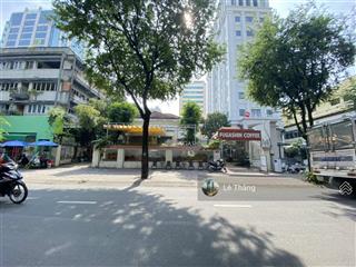 Bán nhà mặt tiền 65 võ văn tần, phường 6, quận 3, dt 20m x 35m. công nhận 704m2, giá 400 tỷ