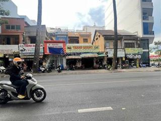 Bán gấp khuôn đất xây tòa nhà mặt tiền đường nguyễn chí thanh p.07 q.10dt8x28gpxd  hầm 7 tầng