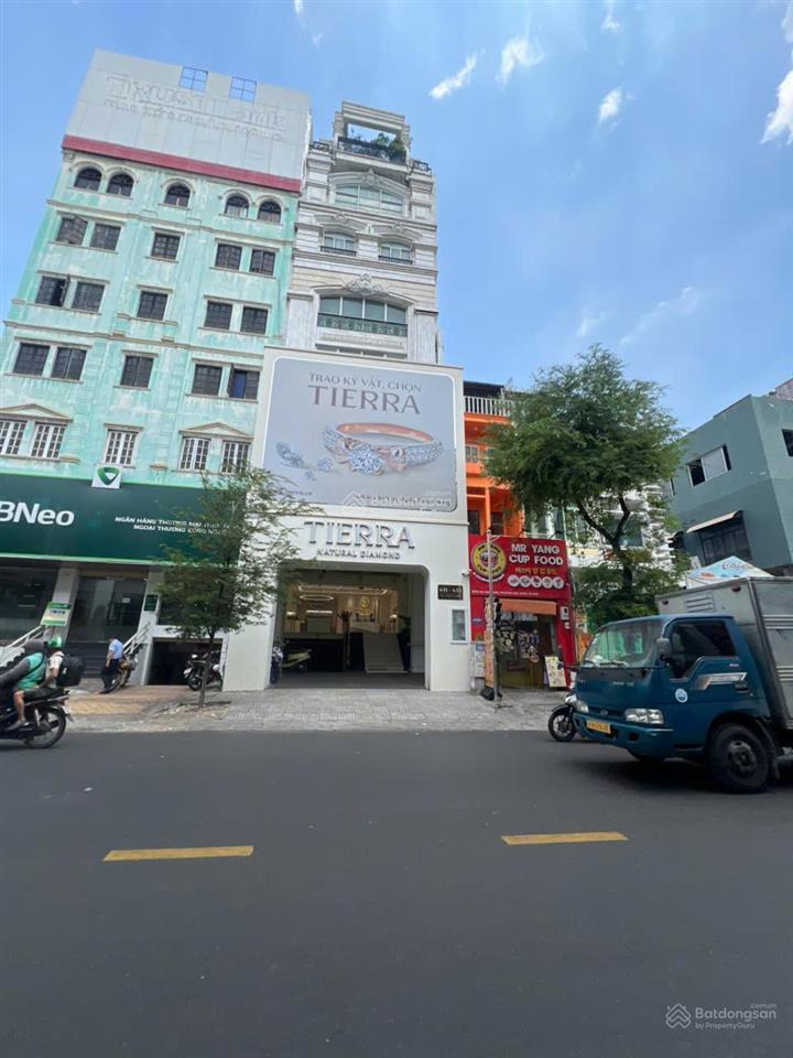 Hiếm có  nhà mặt tiền sư vạn hạnh  ngay vạn hạnh mall 4.5x18 5 tầng thu nhập 150tr, giá 35 tỷ tl