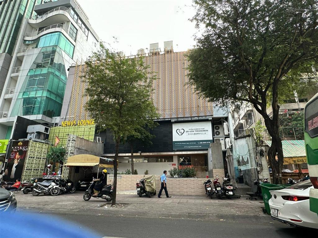 Bán nhà mặt tiền đường 3/2  vị trí đẹp, khu thương hiệu sầm uất 500m2, giá 200 tỷ tl