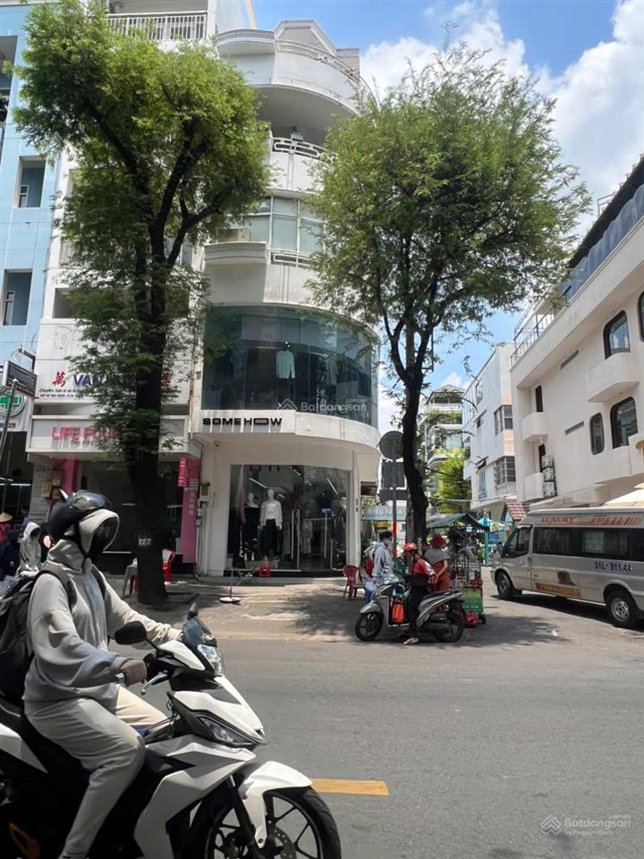 Siêu phẩm góc 2 mặt tiền sư vạn hạnh q10  ngay vạn hạnh mall 4x18m 3 tầng giá 30 tỷ tl