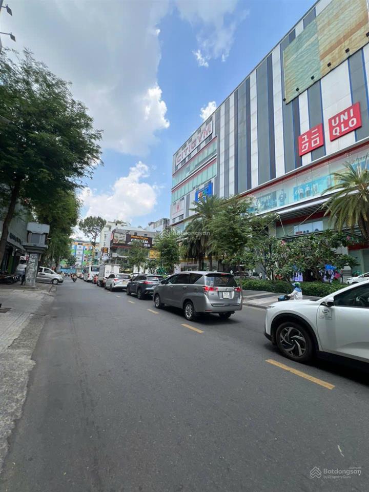 Siêu phẩm góc 2 mặt tiền sư vạn hạnh q10  ngay vạn hạnh mall 4x18m 3 tầng giá 30 tỷ tl