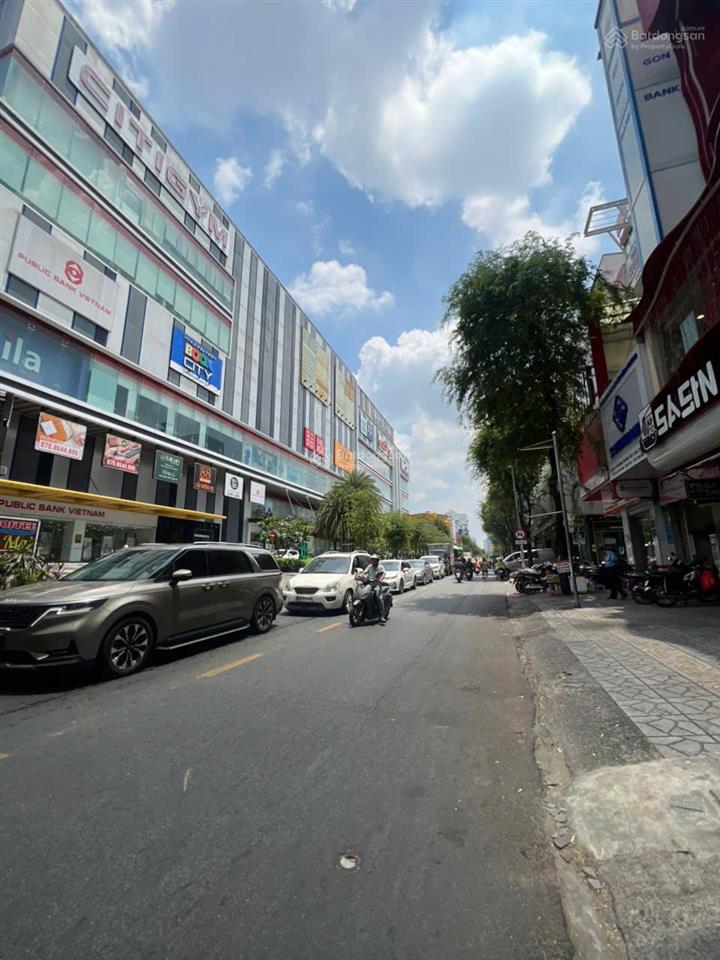 Siêu phẩm góc 2 mặt tiền sư vạn hạnh q10  ngay vạn hạnh mall 4x18m 3 tầng giá 30 tỷ tl