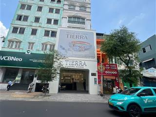 Víp nhà mt đào duy từ góc gần nguyễn tri phương  đại học kinh tế hcm 111m², 4 tầng, thang máy
